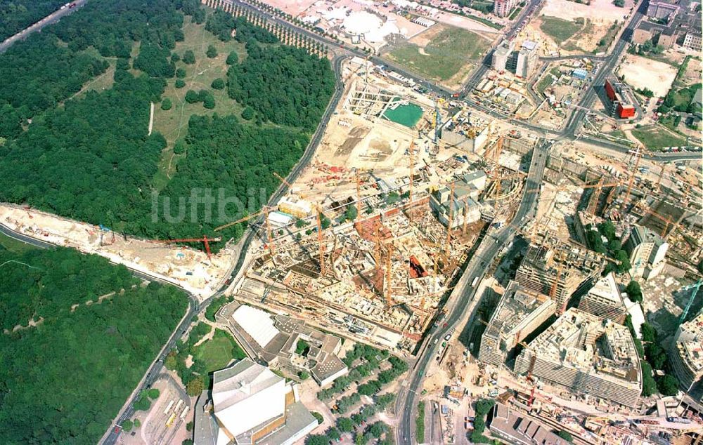 Berlin - Tiergarten aus der Vogelperspektive: Baustelle Potsdamer Platz - Projekt der SONY Berlin GmbH