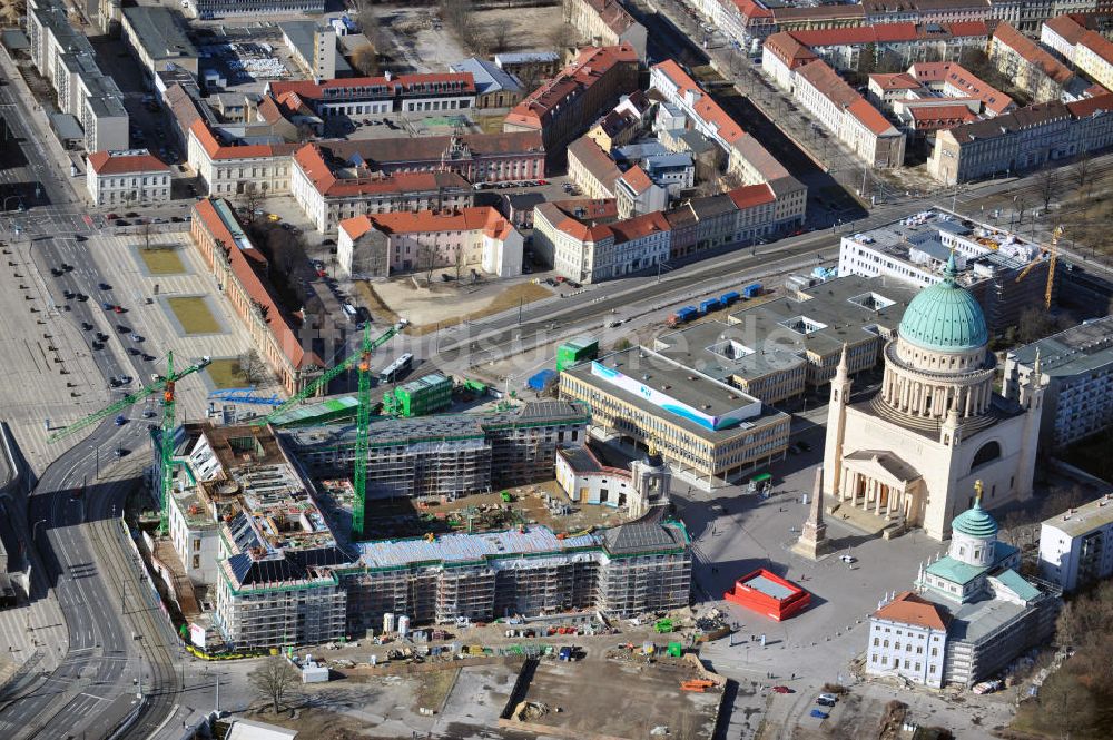 Potsdam aus der Vogelperspektive: Baustelle des Potsdamer Stadtschloß / Neuer Landtag