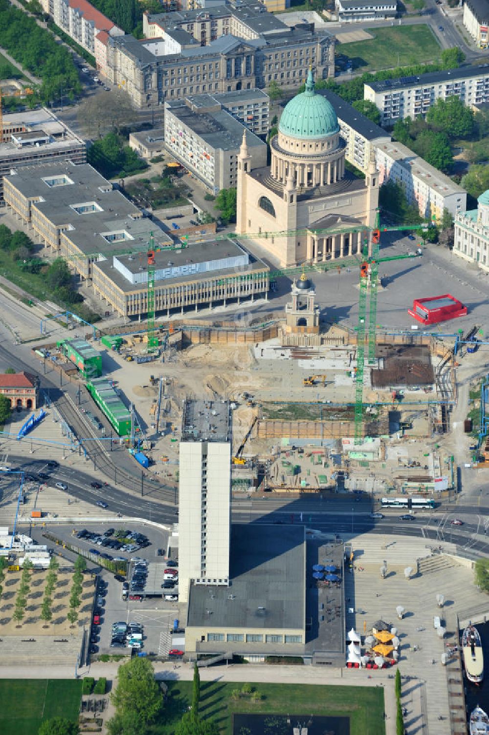 Potsdam von oben - Baustelle des Potsdamer Stadtschlosses / Neuer Landtag