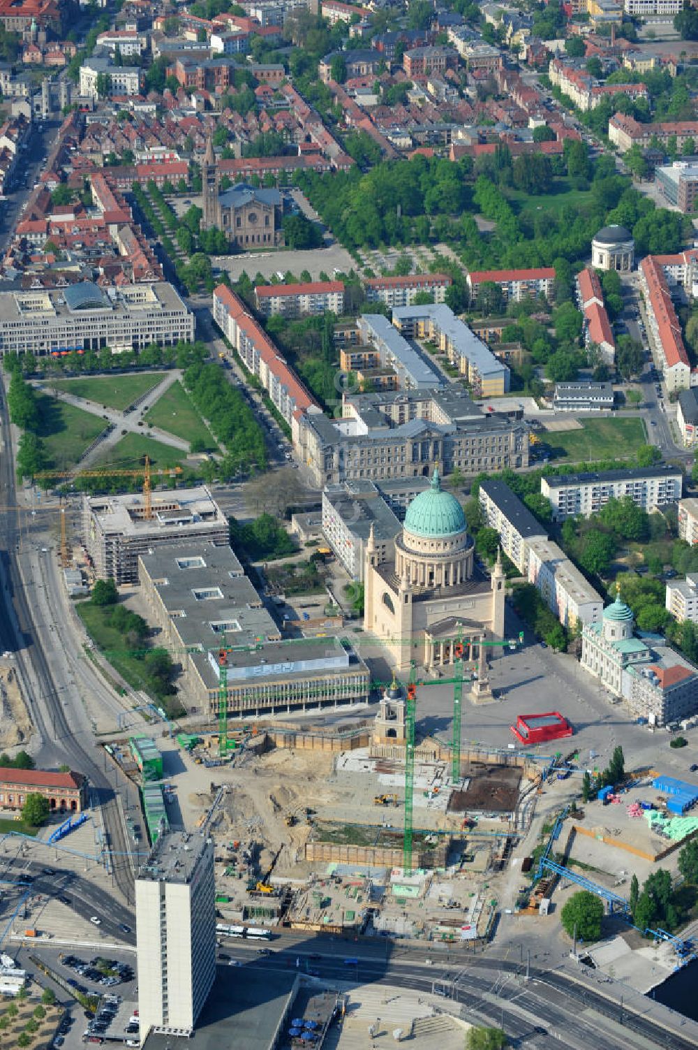 Potsdam von oben - Baustelle des Potsdamer Stadtschlosses / Neuer Landtag