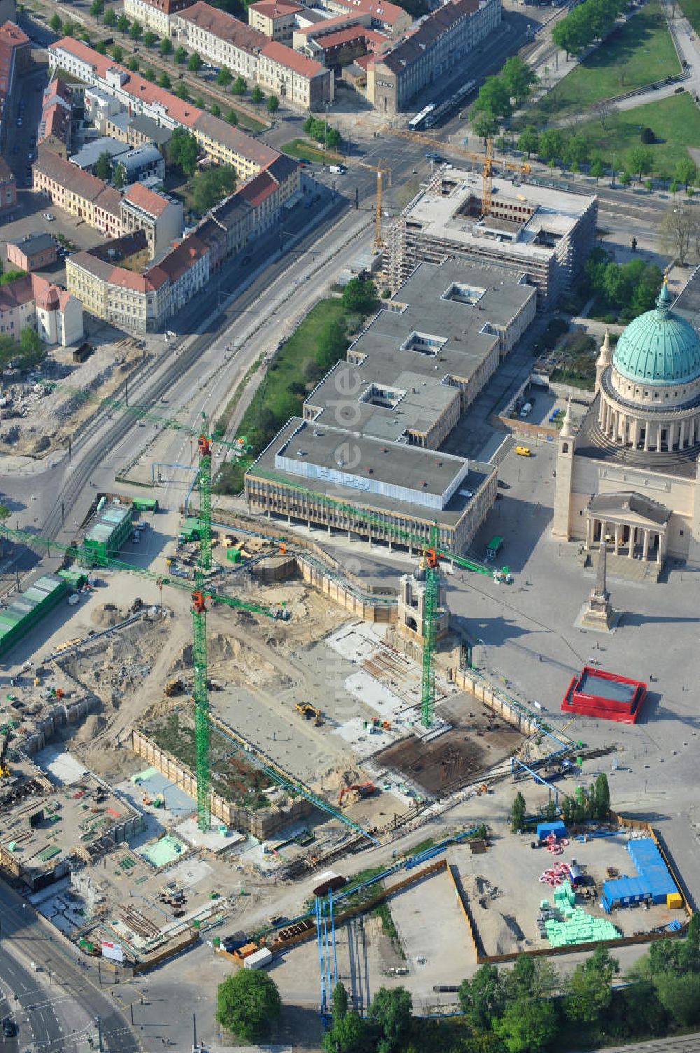 Potsdam aus der Vogelperspektive: Baustelle des Potsdamer Stadtschlosses / Neuer Landtag