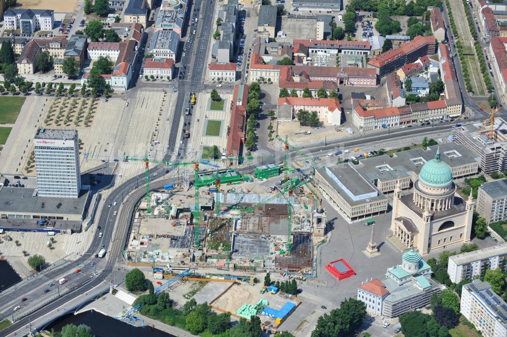 Potsdam aus der Vogelperspektive: Baustelle des Potsdamer Stadtschlosses / Neuer Landtag