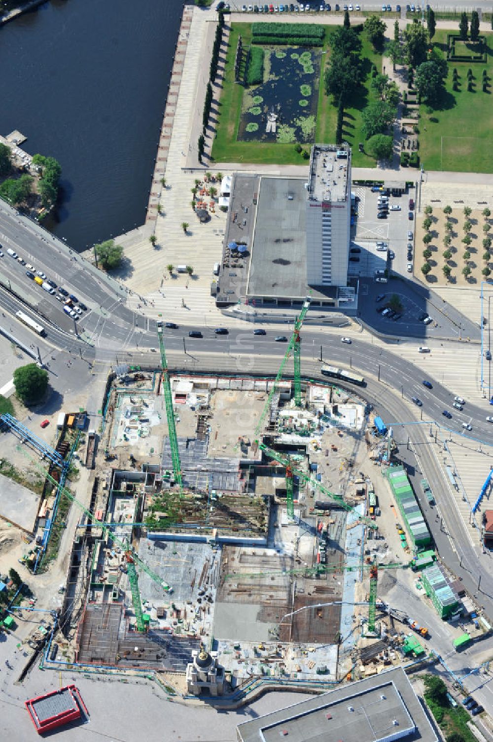 Potsdam aus der Vogelperspektive: Baustelle des Potsdamer Stadtschlosses / Neuer Landtag