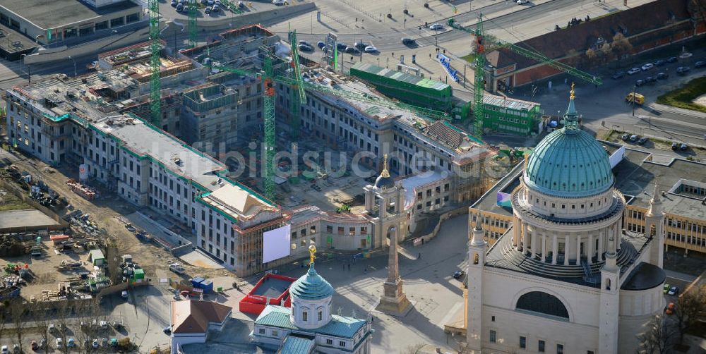 Potsdam von oben - Baustelle des Potsdamer Stadtschlosses / Neuer Landtag