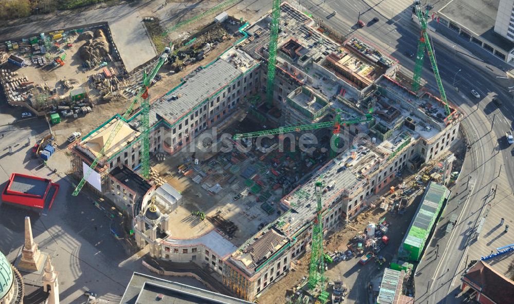 Potsdam aus der Vogelperspektive: Baustelle des Potsdamer Stadtschlosses / Neuer Landtag