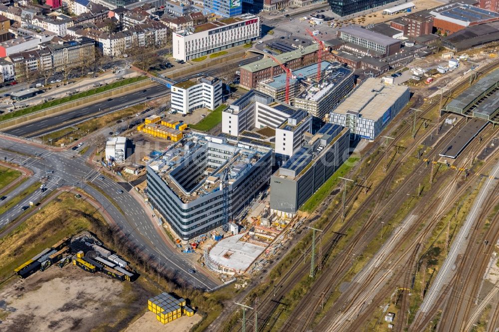 Luftbild Duisburg - Baustelle Quartier 1 und Duisburg Central Office Geschäftshaus in Duisburg im Bundesland Nordrhein-Westfalen - NRW, Deutschland