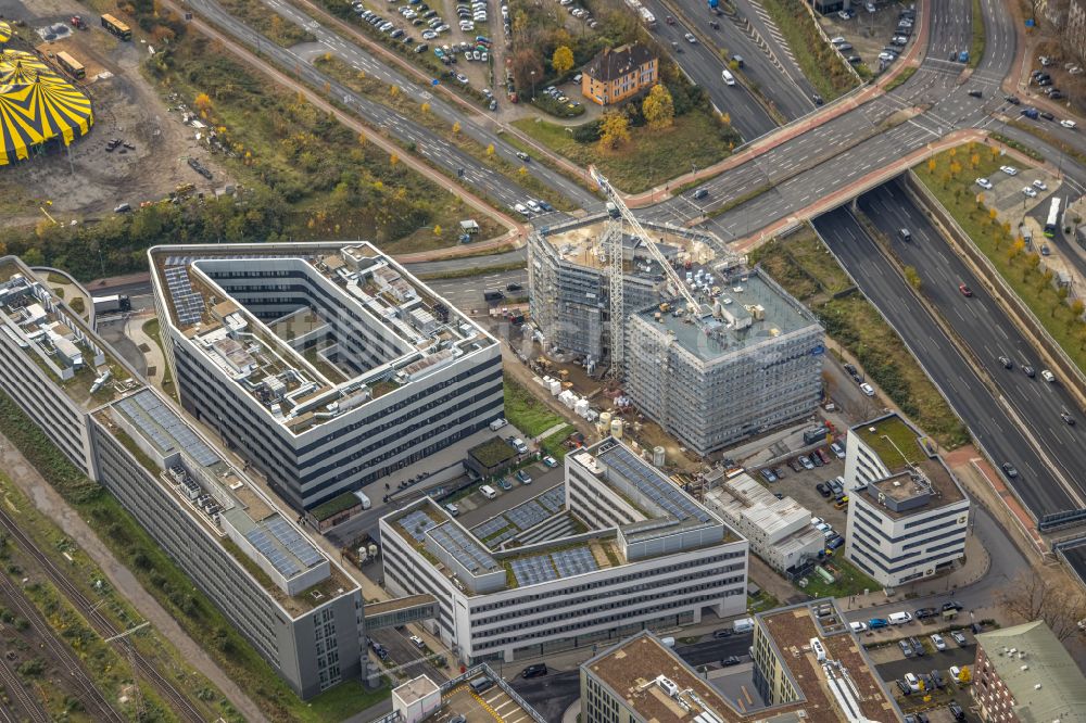 Luftbild Duisburg - Baustelle Quartier 1 und Duisburg Central Office Geschäftshaus in Duisburg im Bundesland Nordrhein-Westfalen - NRW, Deutschland