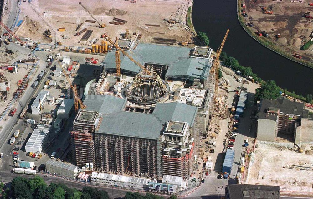 Luftaufnahme Berlin-Tiergarten - Baustelle Reichstag.