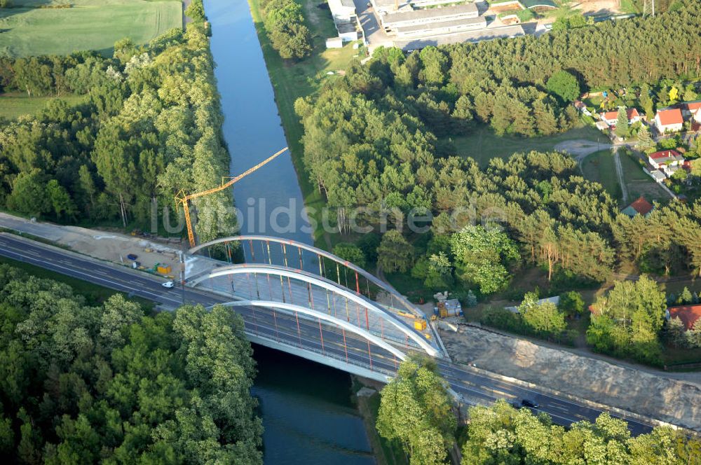 Finowfurt aus der Vogelperspektive: Baustelle / road works Brücke / bridge Autobahn / motorway A 11