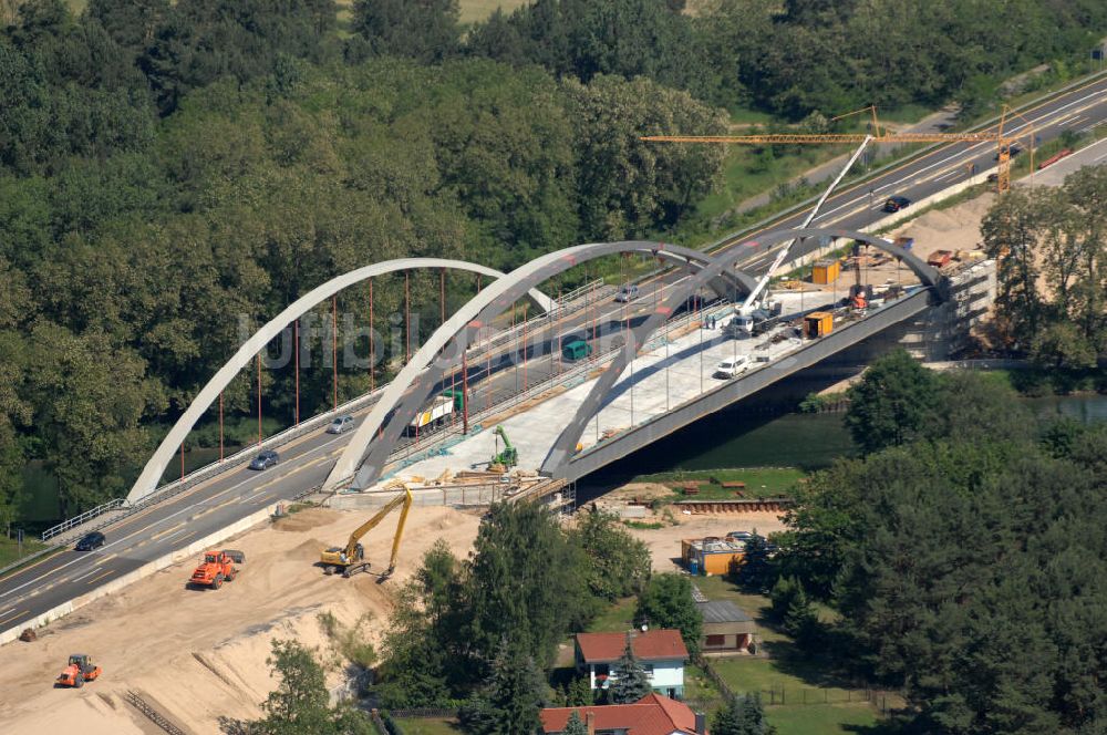 Finowfurt aus der Vogelperspektive: Baustelle / road works Brücke / bridge Autobahn / motorway A 11