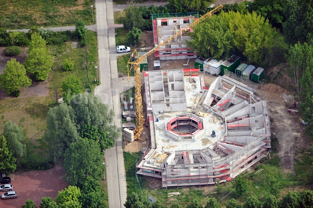 Berlin von oben - Baustelle und Rohbau in Berlin Hellersdorf