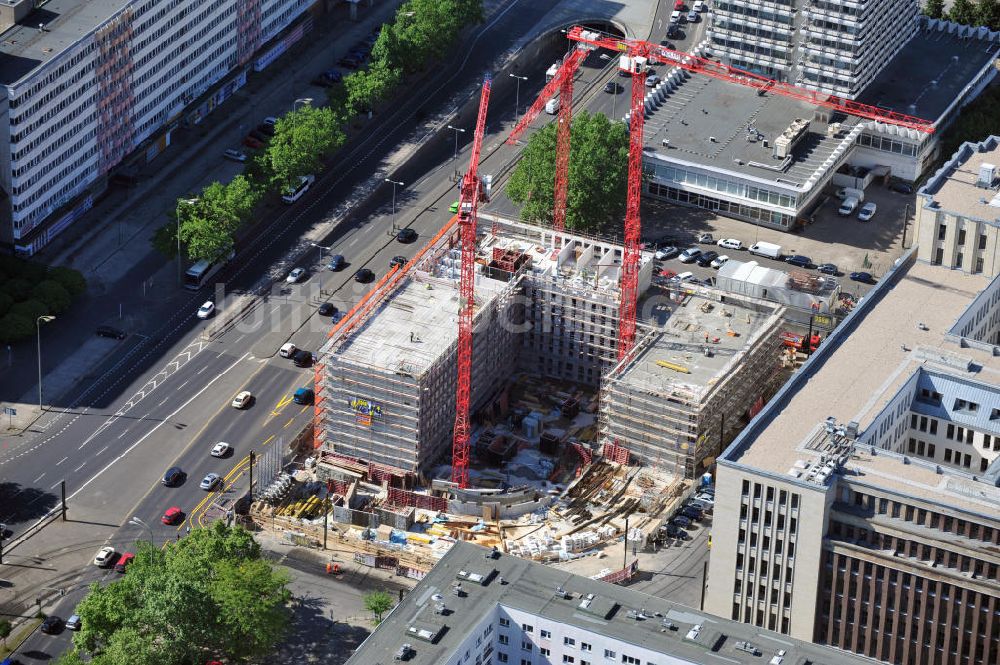 Berlin von oben - Baustelle / Rohbau des vom Berliner Architekturbüro Collignon entworfenen ALEXANDER PARKSIDE in Berlin - Mitte