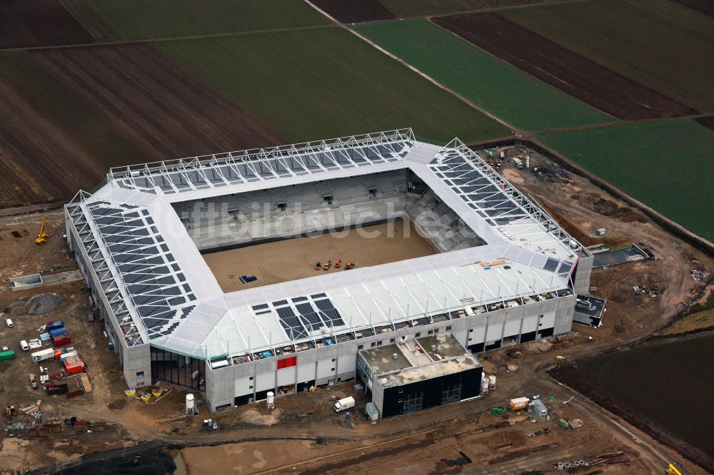 Mainz aus der Vogelperspektive: Baustelle Rohbau der Coface-Arena Mainz