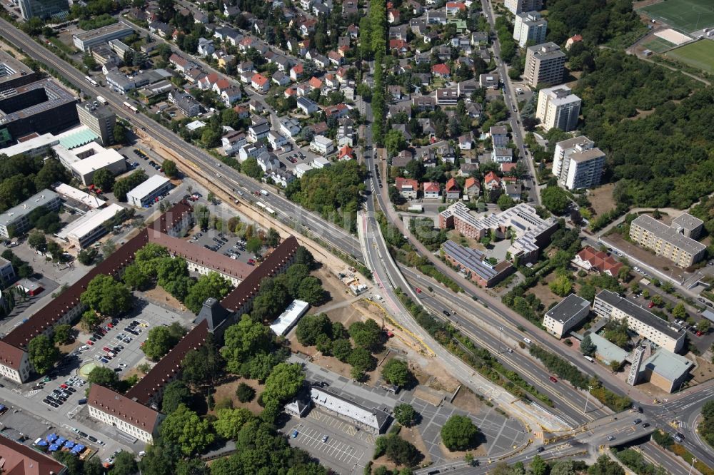 Mainz von oben - Baustelle an der Saarstraße im Bereich der Johannes- Gutenberg- Universität in Mainz im Bundesland Rheinland-Pfalz