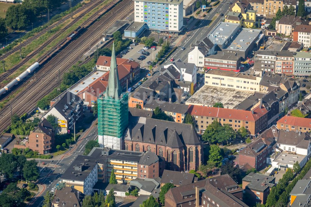 Luftaufnahme Oberhausen - Baustelle zu Sanierungs- und Umbauarbeiten am Kirchengebäude St. Pankratius in Oberhausen im Bundesland Nordrhein-Westfalen, Deutschland