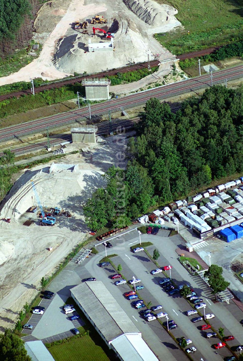 Luftaufnahme Ludwigsfelde - Baustelle Schienenübergang der Anhalter Bahn - Ludwigsfelde (Brandenburg)