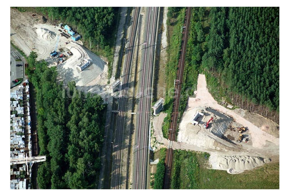 Luftbild Ludwigsfelde/ Genshagener Heide (Brandenburg) - Baustelle Schienenübergang der Anhalter Bahn - Ludwigsfelde (Brandenburg)