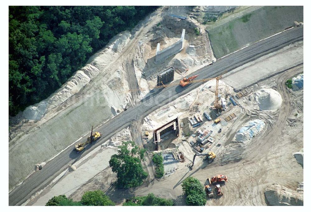 Ludwigsfelde/ Genshagener Heide (Brandenburg) von oben - Baustelle Schienenübergang der Anhalter Bahn - Ludwigsfelde (Brandenburg)