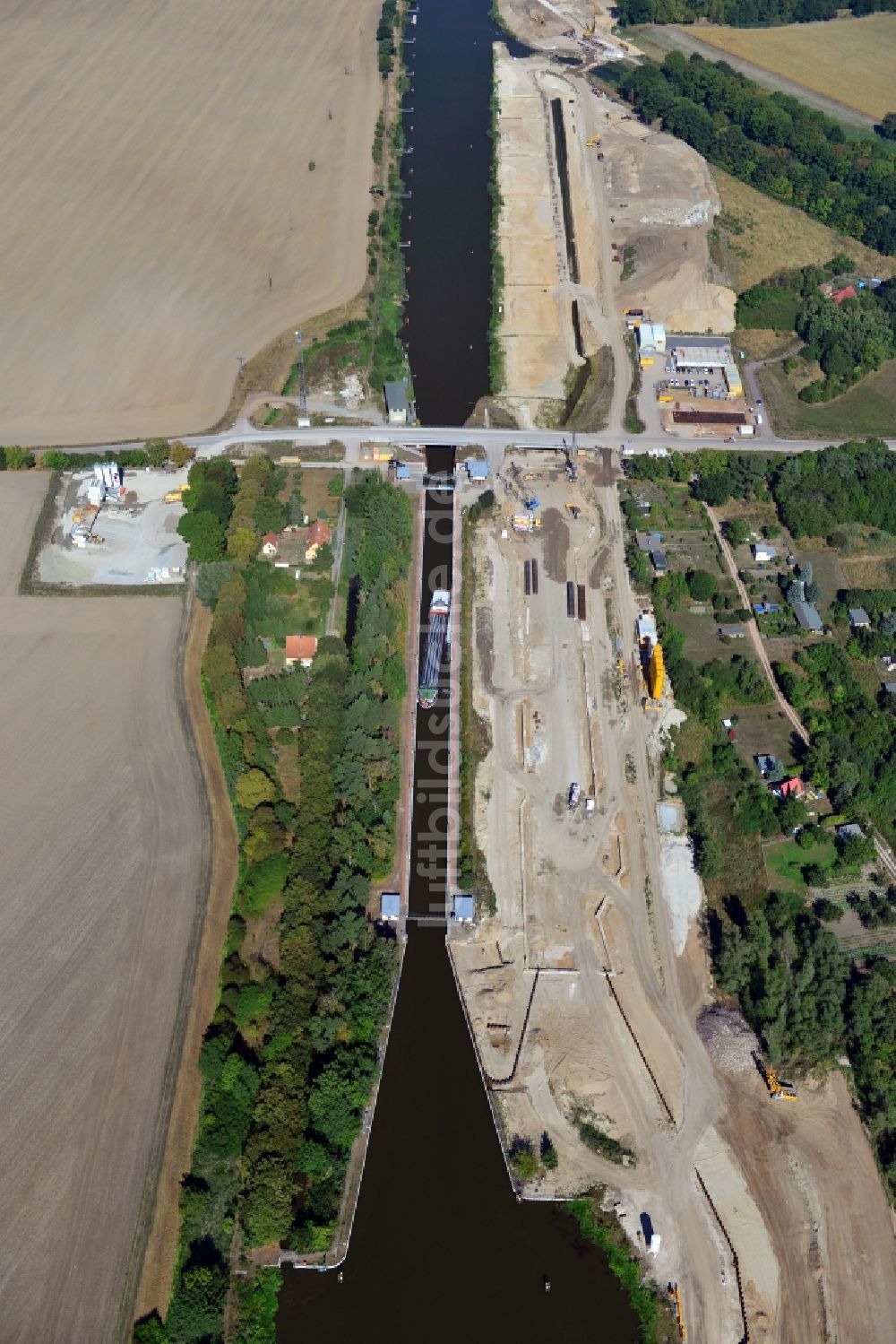 Zerben aus der Vogelperspektive: Baustelle Schleuse Zerben und Zerbener Brücke am Elbe-Havel-Kanal im Bundesland Sachsen-Anhalt