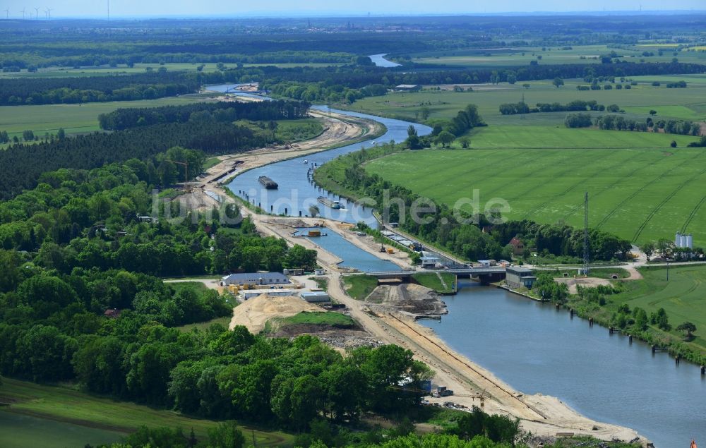 Luftaufnahme Zerben - Baustelle Schleuse Zerben und Zerbener Brücke am Elbe-Havel-Kanal im Bundesland Sachsen-Anhalt