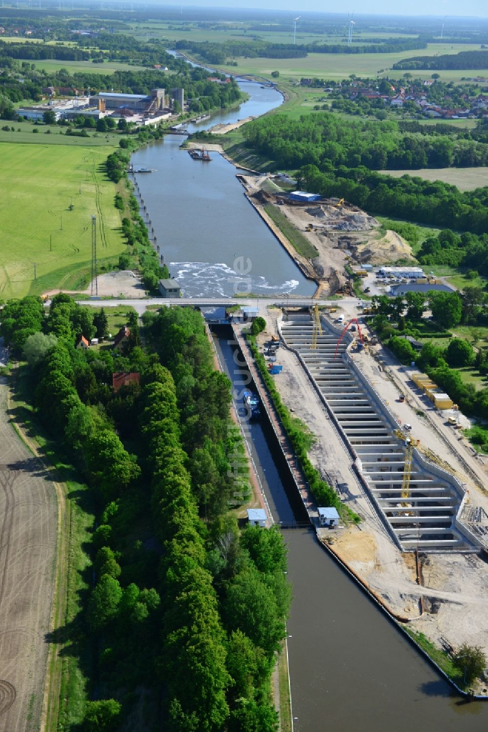 Luftaufnahme Zerben, Elbe-Parey - Baustelle Schleuse Zerben und Zerbener Brücke am Elbe-Havel-Kanal im Bundesland Sachsen-Anhalt