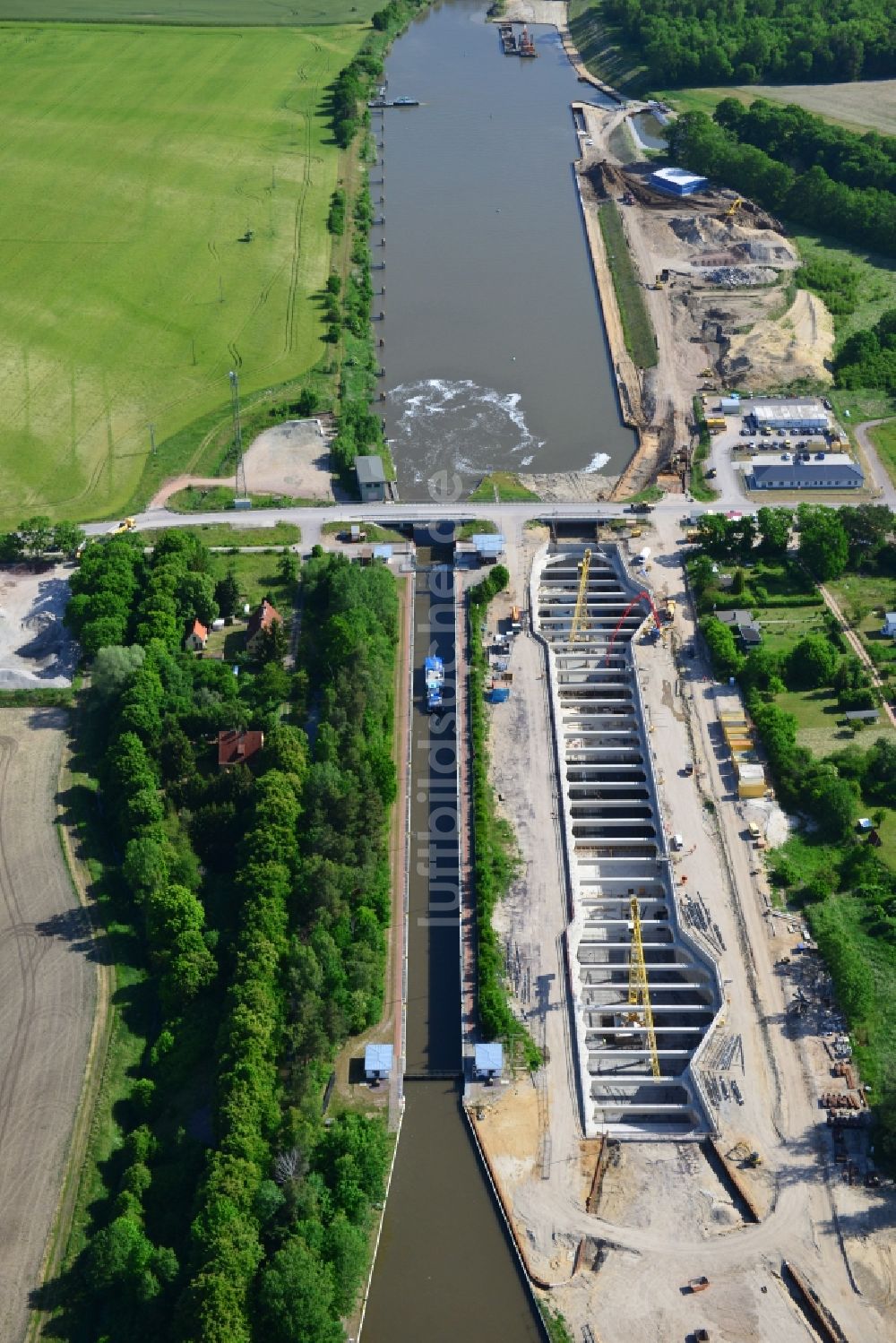 Luftaufnahme Zerben, Elbe-Parey - Baustelle Schleuse Zerben und Zerbener Brücke am Elbe-Havel-Kanal im Bundesland Sachsen-Anhalt