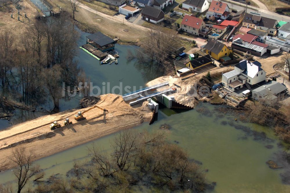 Brieskow-Finkenheerd von oben - Baustelle Seebrücke in Brieskow-Finkenheerd in Brandenburg