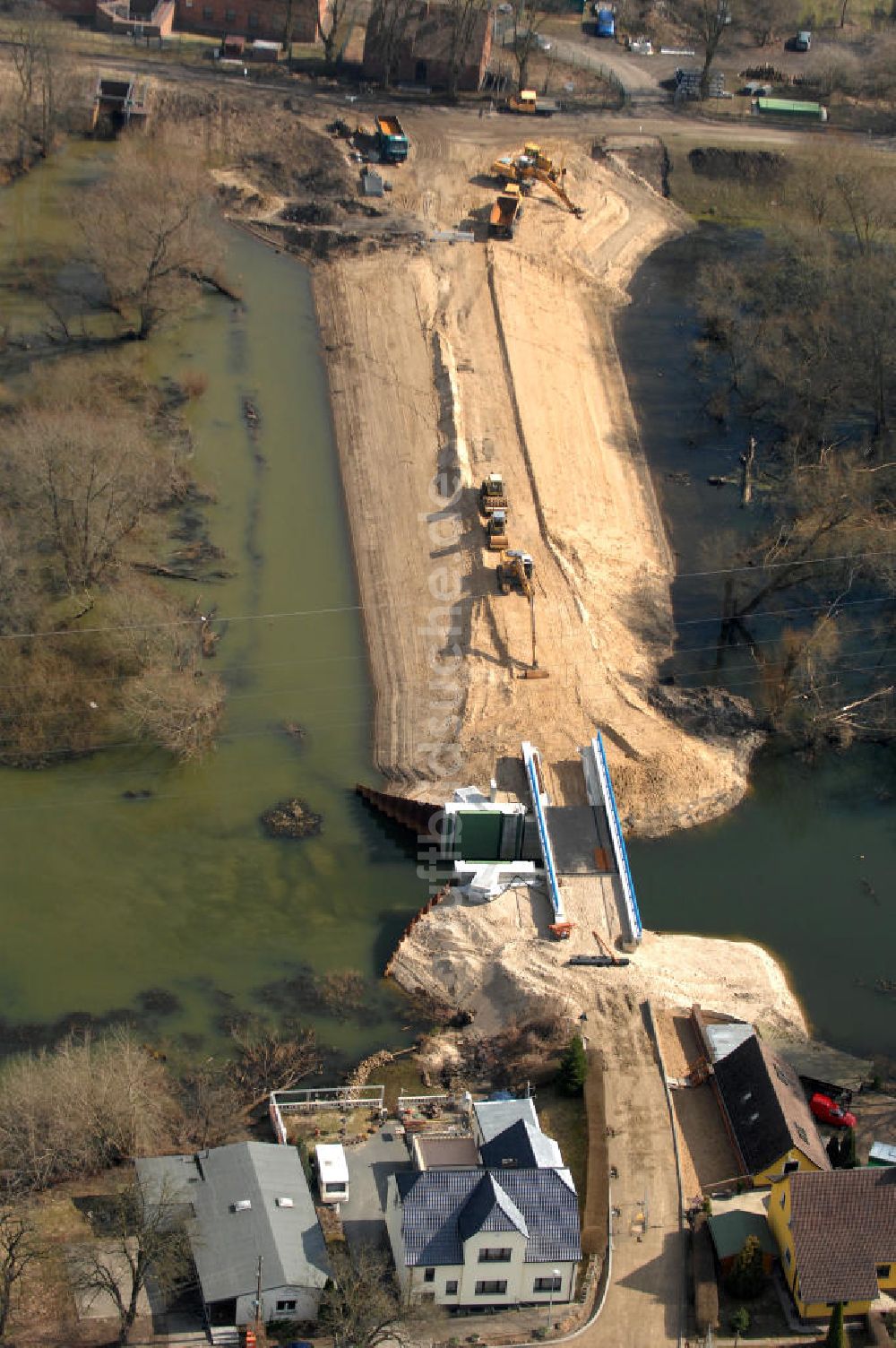 Luftaufnahme Brieskow-Finkenheerd - Baustelle Seebrücke in Brieskow-Finkenheerd in Brandenburg