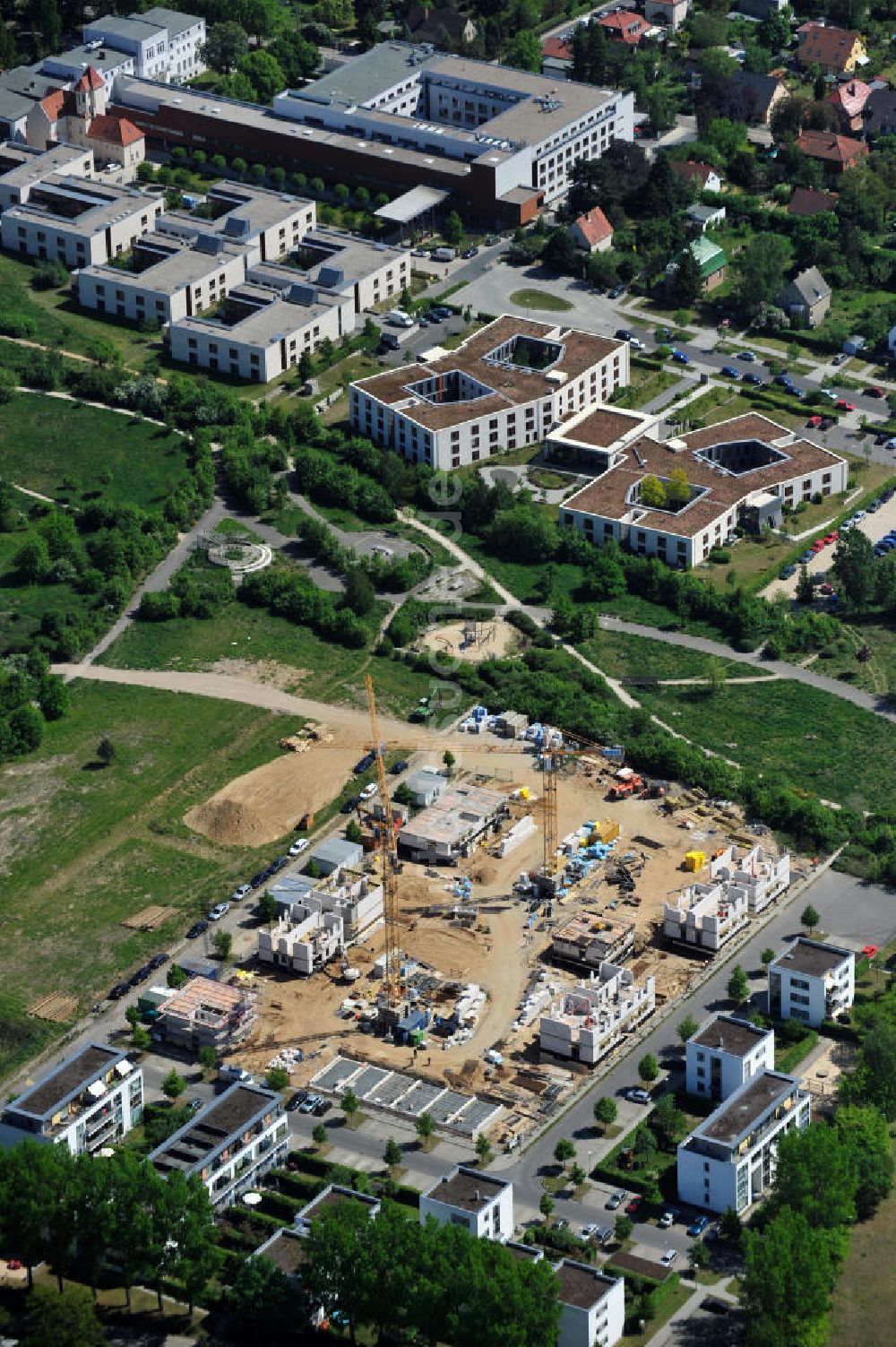 Berlin von oben - Baustelle Siedlung Neue Gartenstadt Falkenberg in Berlin-Altglienicke