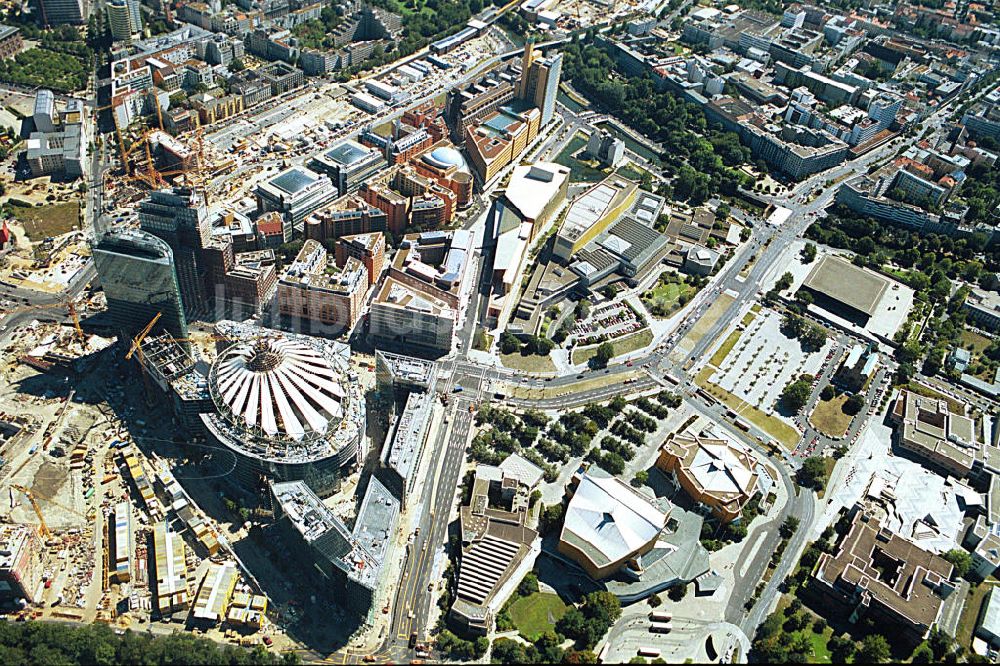 Luftbild Berlin Mitte - Baustelle des Sony - Center am Potsdamer Platz in Berlin-Mitte