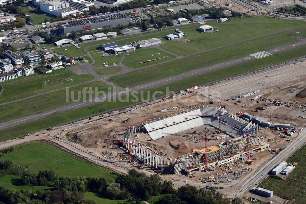 Freiburg im Breisgau von oben - Baustelle des Stadion SC-Stadion am Flugplatz EDTF im Ortsteil Brühl in Freiburg im Breisgau im Bundesland Baden-Württemberg, Deutschland