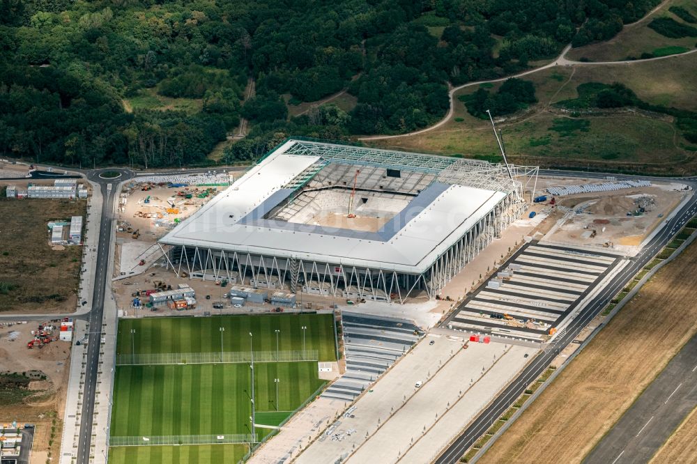 Luftaufnahme Freiburg im Breisgau - Baustelle des Stadion SC-Stadion im Ortsteil Brühl in Freiburg im Breisgau im Bundesland Baden-Württemberg, Deutschland