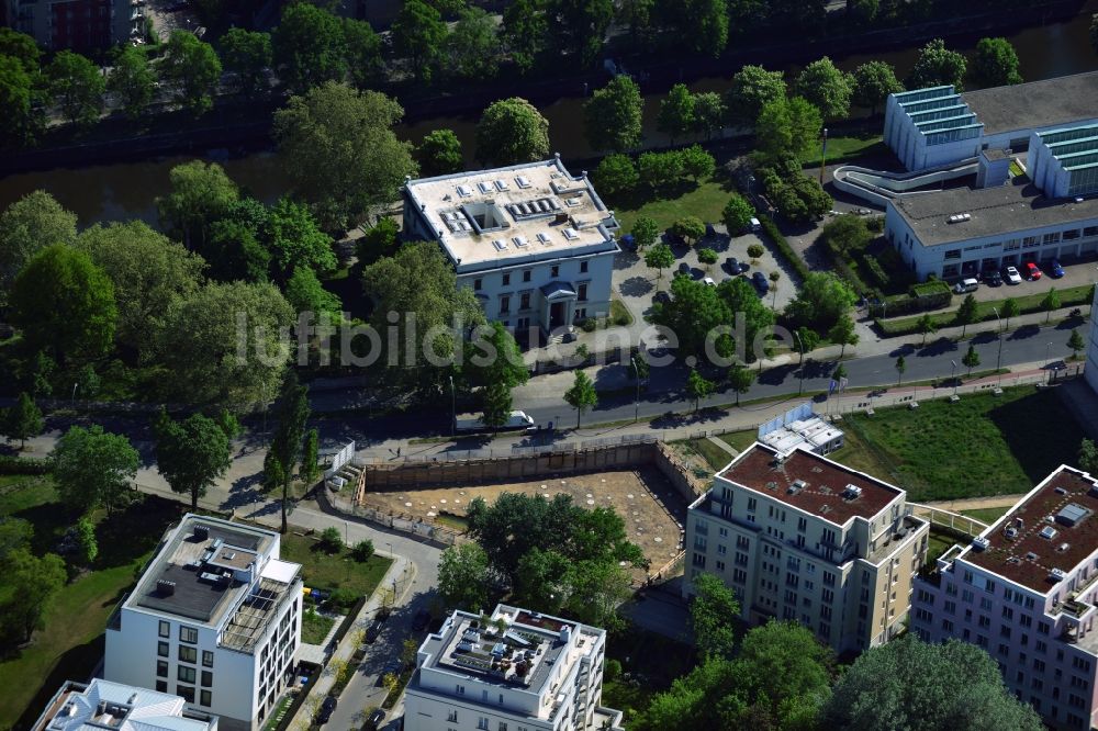 Berlin von oben - Baustelle für Stadthaus HeydtEins an der Von-der-Heydt-Straße im Stadtbezirk Tiergarten von Berlin