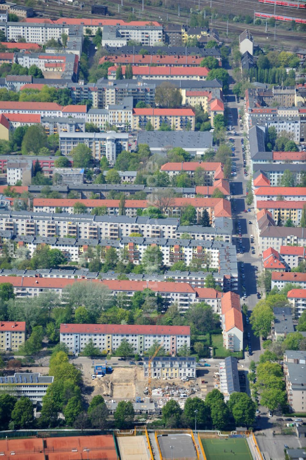 Berlin-Lichtenberg aus der Vogelperspektive: Baustelle Stadtquartier ?Stadtgärten Friedrichsfelde? in Berlin-Lichtenberg