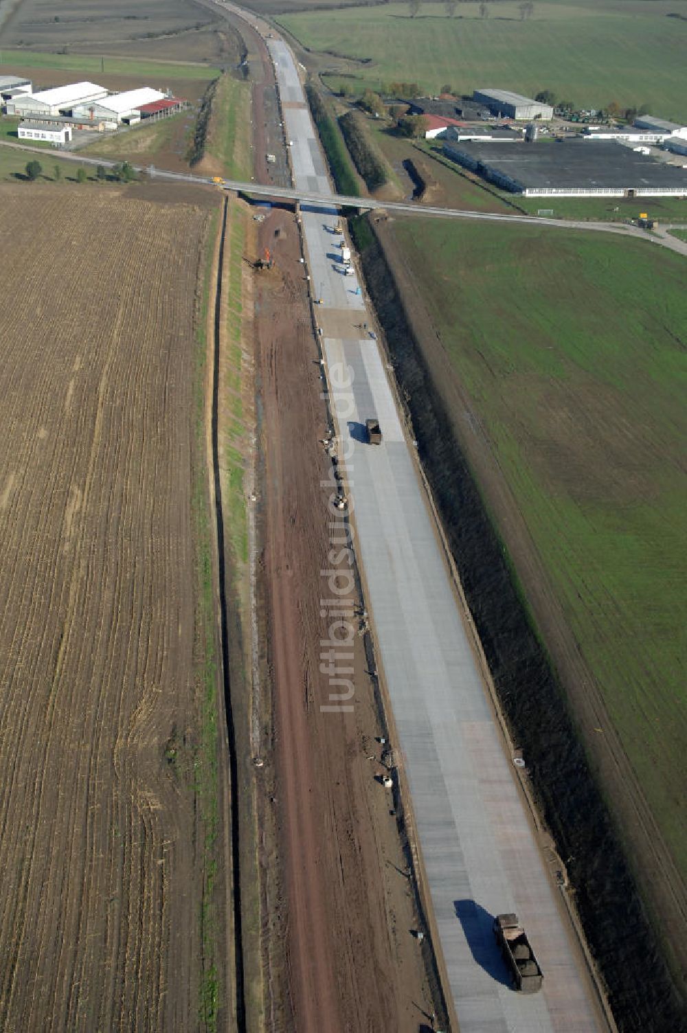 Luftaufnahme Hastrungsfeld - Baustelle Strassenbrücke über die A4 bei Hastrungsfeld