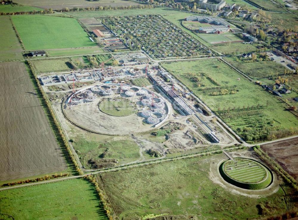 Luftbild Berlin - Falkenberg (Hohenschönhausen) - Baustelle des Tierheimes Falkenberg an der Dorfstraße / Ahrensfelder Chaussee in Falkenberg (Berlin - Hohenschönhausen).