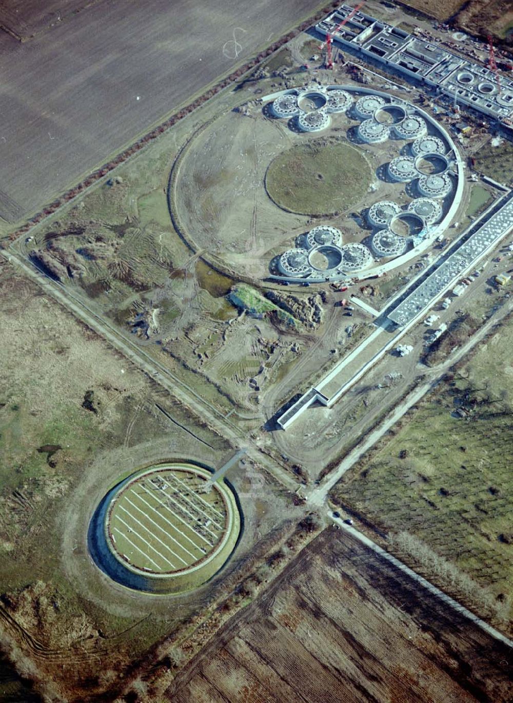 Luftbild Berlin - Hohenschönhausen - Baustelle des Tierheimes Falkenberg an der Dorfstraße / Ahrensfelder Chaussee in Falkenberg (Berlin - Hohenschönhausen).