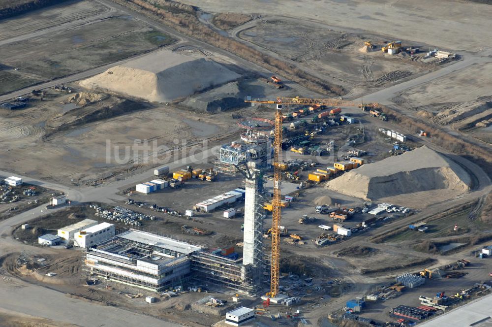 Luftbild Schönefeld - Baustelle Tower auf der Großbaustelle BBI (SXF) Flughafen Berlin - Schönefeld