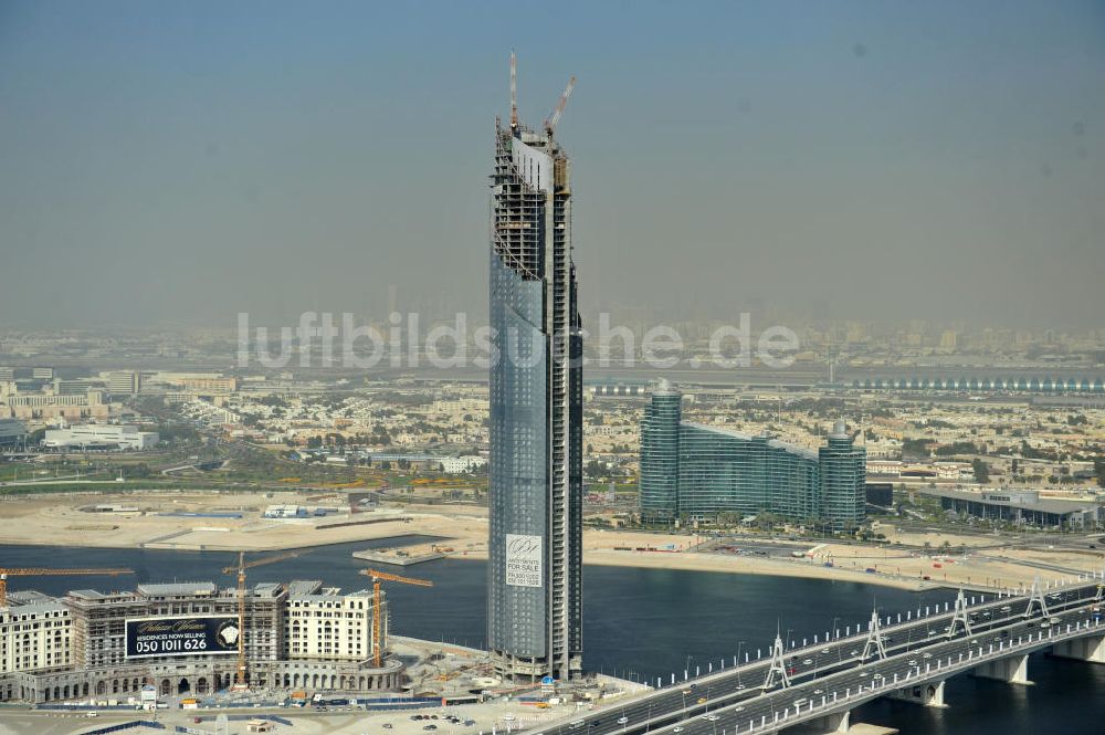 Dubai von oben - Baustelle des D1 Tower und des Palazzo Versace in Dubai