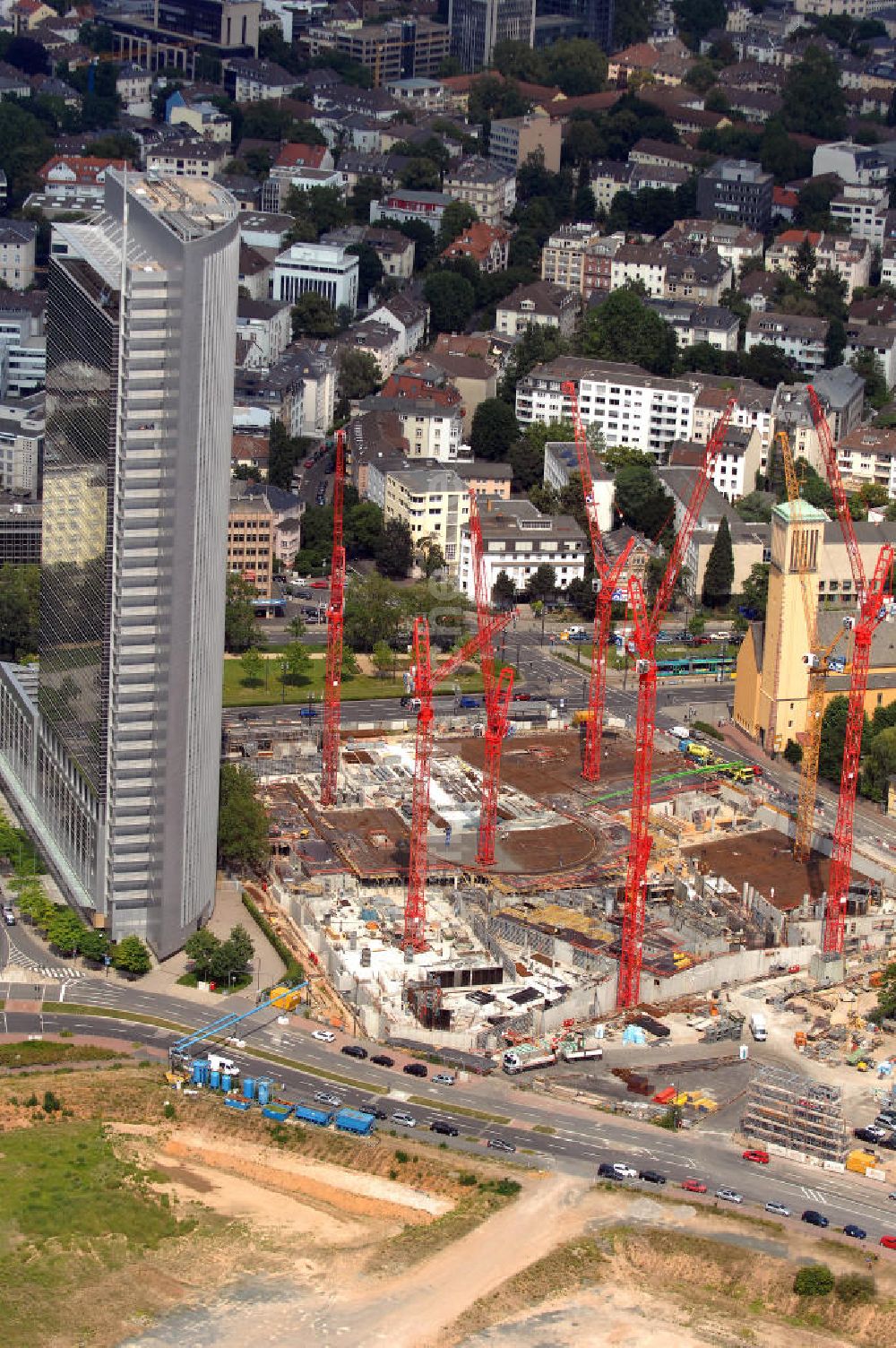 Luftaufnahme Frankfurt am Main - Baustelle Tower 185 und Pollux-Gebäude