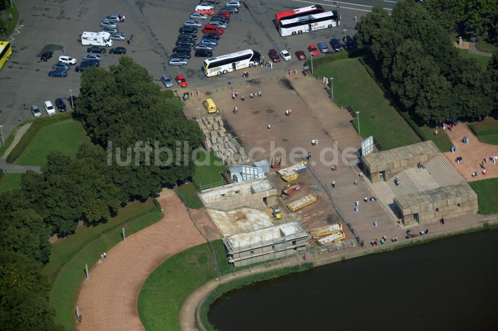 Leipzig von oben - Baustelle an den Treppen am See der Tränen in Leipzig im Bundesland Sachsen