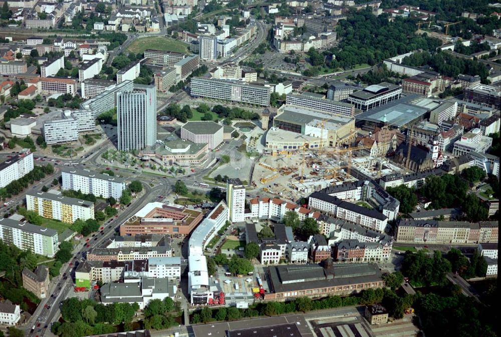 Chemnitz von oben - Baustelle des Türmer Gerschäftshaus am Markt 19 von Chemnitz