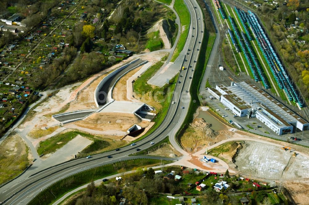 Luftbild Frankfurt am Main - Baustelle mit Tunnelführungsarbeiten für die Streckenführung und den Verlauf des Riederwaldtunnel in Frankfurt am Main im Bundesland Hessen, Deutschland