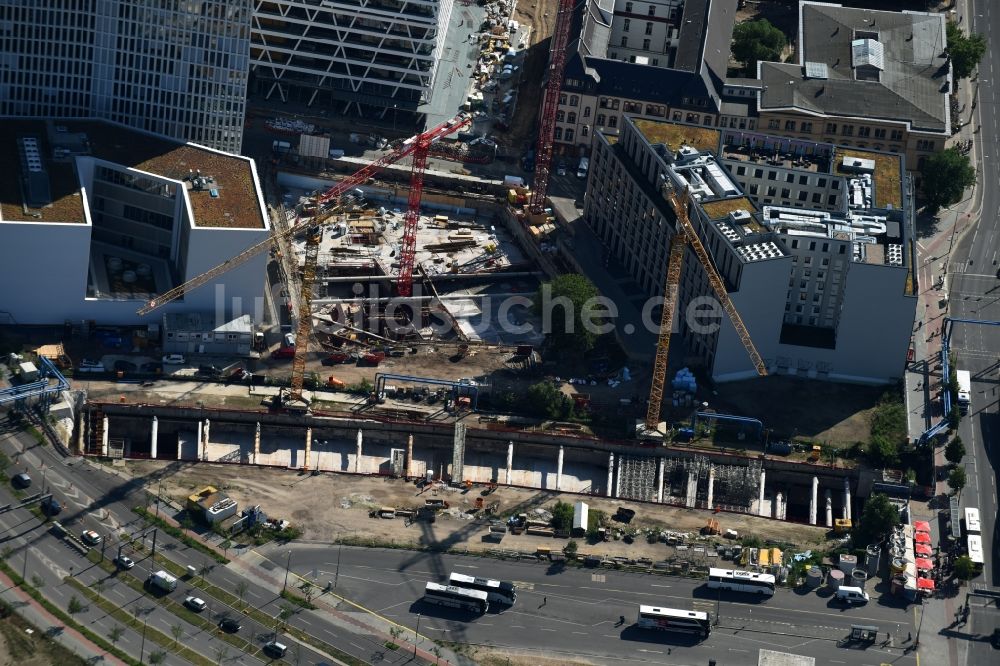 Luftaufnahme Berlin - Baustelle mit Tunnelführungsarbeiten für die Streckenführung und den Verlauf der Stadtbahn - S-Bahn S21 in Berlin