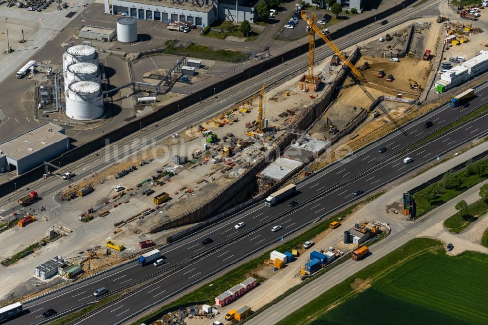 Luftbild Stuttgart - Baustelle mit Tunnelführungsarbeiten am Verlauf des Flughafentunnel in Stuttgart im Bundesland Baden-Württemberg, Deutschland