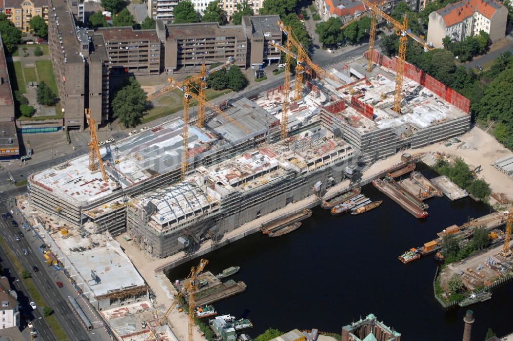 Luftaufnahme Berlin - Baustelle vom Umbau Hafen Tempelhof