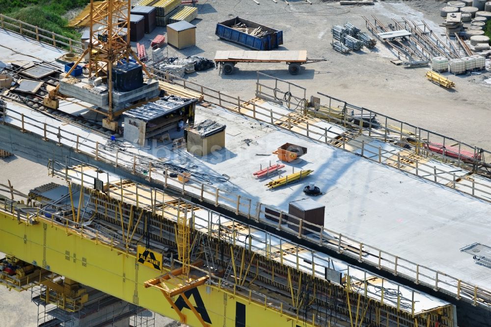 Karsdorf aus der Vogelperspektive: Baustelle Unstruttalbrücke der Deutschen Bahn bei Karsdorf in Sachsen-Anhalt