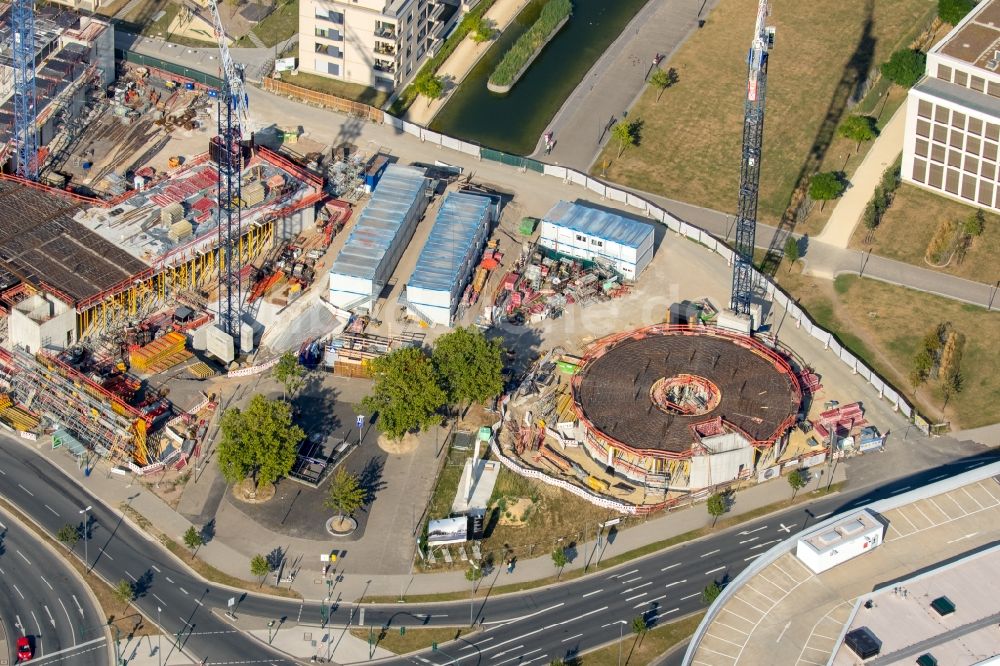 Essen aus der Vogelperspektive: Baustelle der Unternehmenszentrale der Funke Mediengruppe am Berliner Platz in Essen im Bundesland Nordrhein-Westfalen