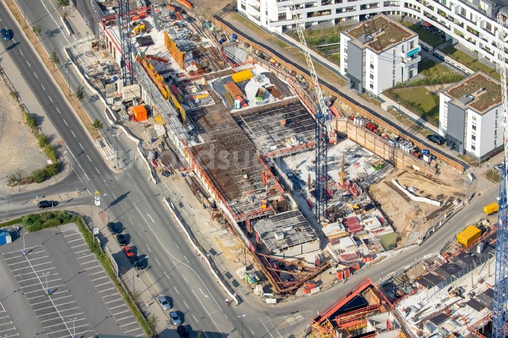 Luftaufnahme Essen - Baustelle der Unternehmenszentrale der Funke Mediengruppe am Berliner Platz in Essen im Bundesland Nordrhein-Westfalen