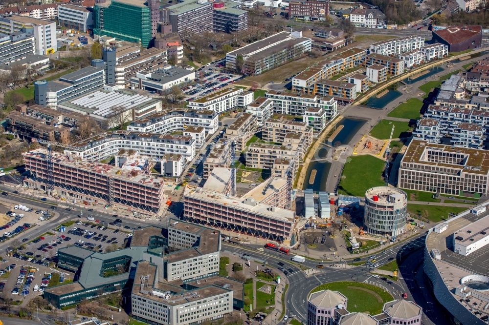 Luftaufnahme Essen - Baustelle der Unternehmenszentrale der Funke Mediengruppe am Berliner Platz in Essen im Bundesland Nordrhein-Westfalen